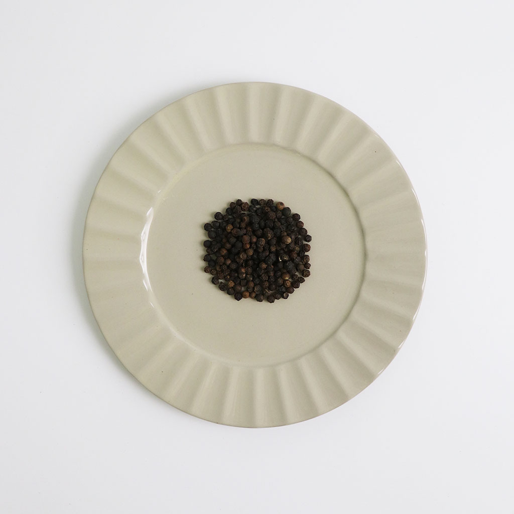 黑胡椒粒_Black Peppercorns